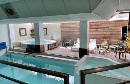Eaux-Bonnes Apartment | 150m from ski slopes, 1st floor, view ski slopes, fitness, swimming pool, sauna, tv, ski locker