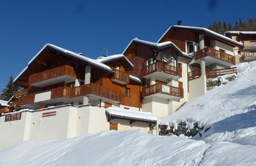 Vallandry Apartment | 150m from ski slopes, 1st floor, view mountain, tv, ski locker, 48m², Peisey-Vallandry