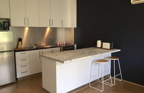 Geelong Apartment | 154 Bellerine St - Central Geelong apartment