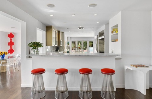 Hollywood Hills West Apartment | 1555 Rising Glen Road, Los Angeles Angeles