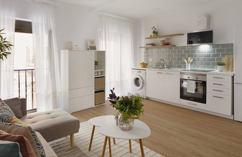Gijon City Centre Apartment | 155A Apartment next to Gijón Marina