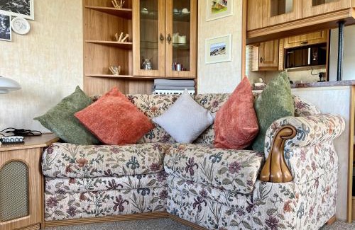 Tywyn Other | 157 Amour Caravan