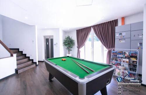 Bayan Lepas House | 15BR SwimmingPool Villa Golf View Snooker BBQ