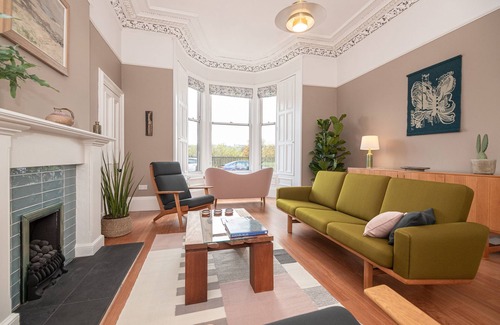 Warriston Cottage | 16/1 Eildon Street - an edinburgh that sleeps 4 guests in 2 bedrooms