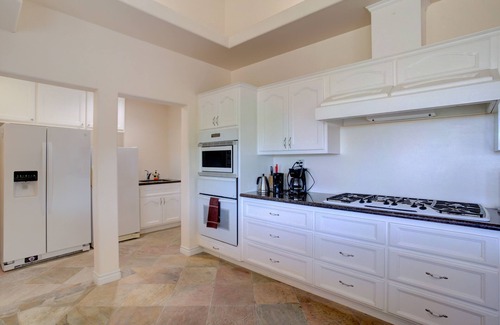 Valley Center House | 16+ , A Spa and Second unit for more Additional Accommodation