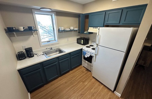 Wildwood Apartment | 16 Affordable 2 Bedrooms apartment in a Prime location