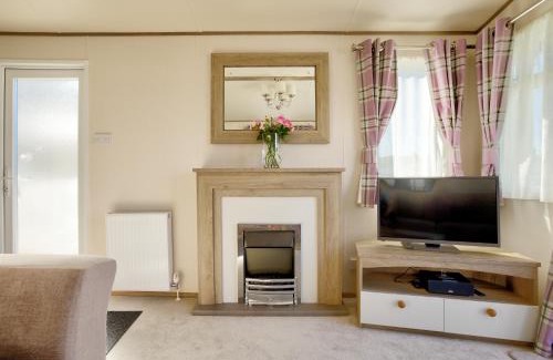 Newquay Resort | 16 Lakeview, Pelham Retreat