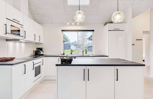 Bøtø By House | 16 person holiday home in Væggerløse