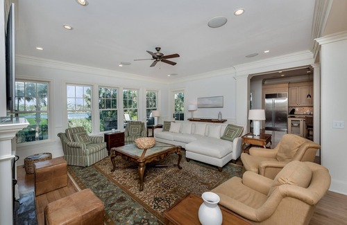 Vanderhorst Plantation House | 161 Flyway Drive: 5BR Home, Pool & Spa, Bike to Beach, Bikes/Beach Gear Credit