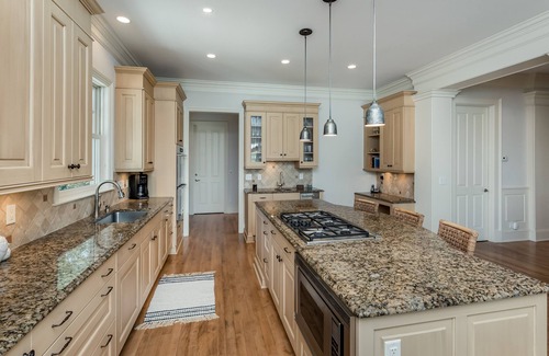 Vanderhorst Plantation House | 161 Flyway Drive: 5BR Home, Pool & Spa, Bike to Beach, Bikes/Beach Gear Credit