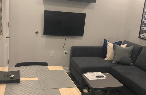 Industry Apartment | 1631 4D · Welcoming 1bed Apt/20 min to NYC-Parking Avail.