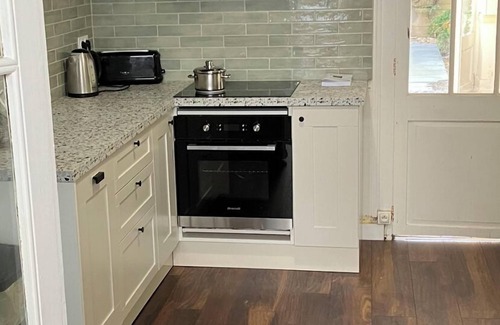 Sainte-Foy-la-Grande House | 16th Century Merchant's HousenSte Foy La GrandenNr Bergerac ✈️nSleeps 4nNEW!