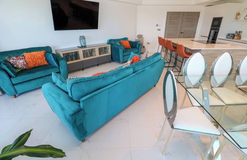 Newquay City Centre Cottage | 17 Cliff Edge
