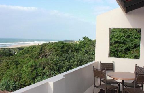 Illovo Beach Apartment | #17 Illovo Views