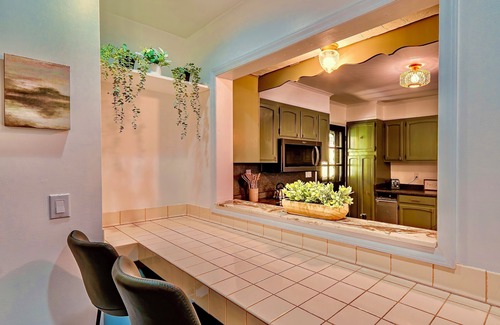 Summerlee House | 17 Min to NRG, Private, Grill, Huge Yard, Cozy