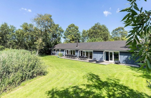 Rageleje House | 17 person holiday home in Vejby