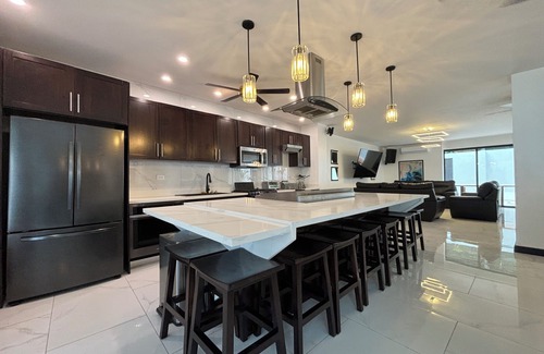 Jaco House | 17 Room "All-Inclusive" VIP New Luxury Mega House - BEST DEAL IN ALL JACO