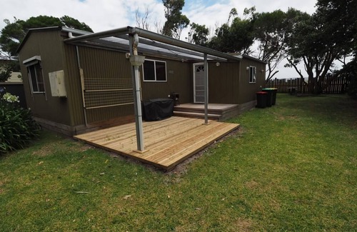 Sandy Point House | 17 Telopea Drive Sandy Point