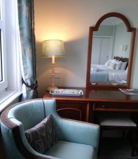 Eastbourne Seafront Bed & Breakfast | 17 Wilmington Square