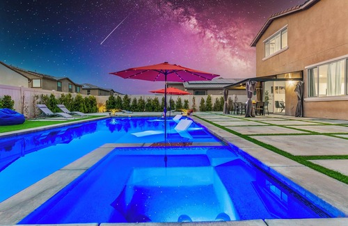 Coachella House | 175 Poker Table-Pool/Spa-BBQ-Games!