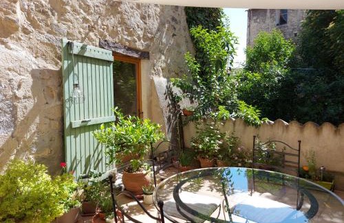 Forcalquier House | 17th Century town house in Forcalquier centre