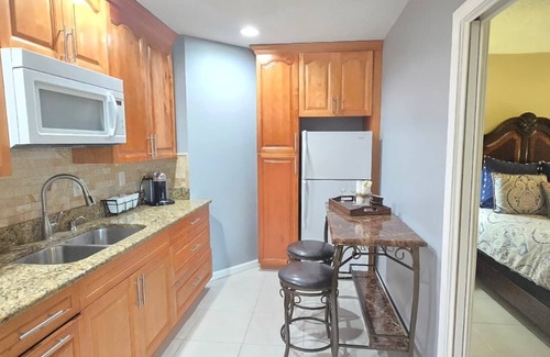 Creekside Apartment | #18 Elegancia in law suite