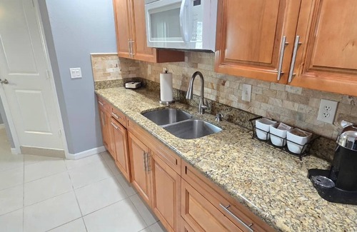Creekside Apartment | #18 Elegancia in law suite