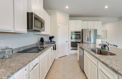 Clermont House | 18 Mi to Disney: Clermont Home w/Yard