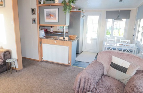 Swarland Cottage | 18 PINE RIDGE, pet friendly, with a garden in Longframlington