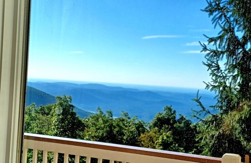 Chestnut Springs Condo | 180 Degree Breathtaking Views
