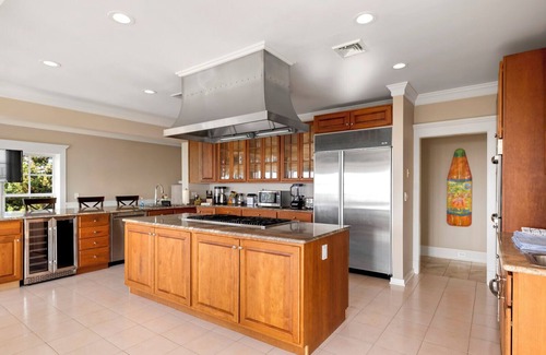 Montauk House | 180 Degree Ocean Views, Wide Deck with Fire Pit and Dining Table, Near.