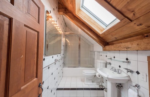 Nahant House | 180 Degree Panoramic Views! Holiday near BOS and Salem