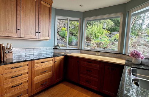 Halfmoon Bay House | 180° Ocean Views: Chef's Kitchen, Hot tub on 6.3 private acres of forest.