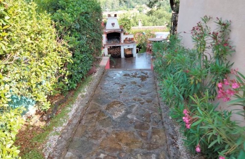 Collobrieres House | 180m2 villa, 3 bedrooms, 3 bathrooms, air-conditioned, covered terrace, barbecue, swimming pool.