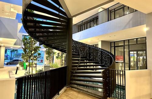 Bukit Indah Apartment | 1810 SkyTree bukitindah Aeon Legoland 2-3pax