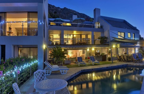 Gordons Bay Central Apartment | 185 on Beach Boutique Suites and Apartments