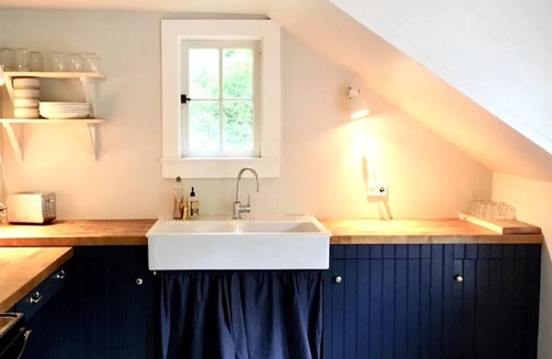 West Shokan House | 1850 Carriage House, Creek