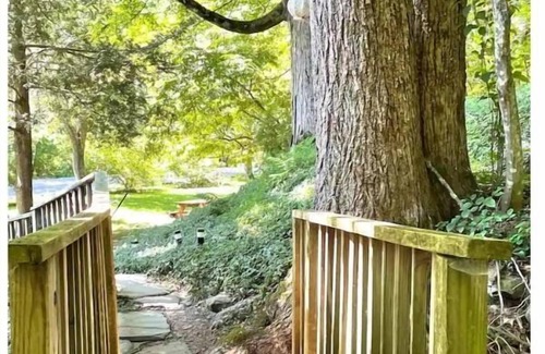 West Shokan House | 1850 Carriage House, Creek