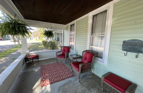Nelsonville House | 1850's Historic Vacation Home Rental near Hocking Hills in Nelsonville Ohio