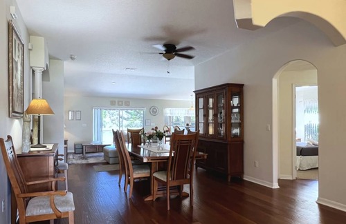 Reunion House | 186 m² House ∙ 4 bedrooms ∙ 8 guests