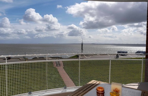 Innenhafen Apartment | 189 Apartment Meerzeit - Meerzeit Apartment mit Südbalkon und Meerblick