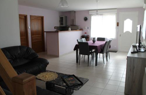 Jonzac House | 18B Rue Winston Churchill