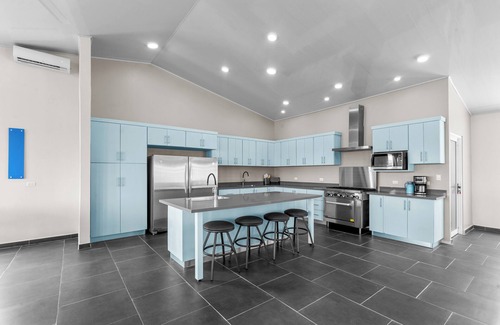 Jaco House | 18BR Jaco Sky House/Amazing Views/5 Min to Everything
