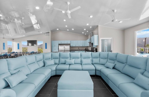 Jaco House | 18BR Jaco Sky House/Amazing Views/5 Min to Everything