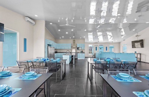 Jaco House | 18BR Jaco Sky House/Amazing Views/5 Min to Everything