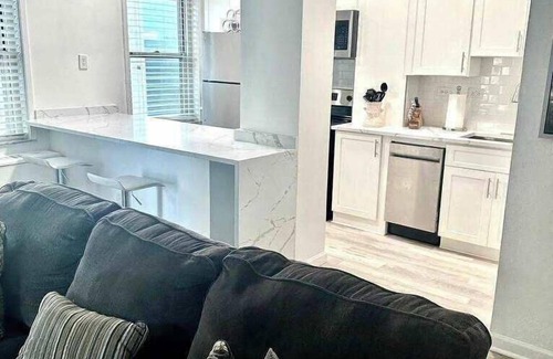 Downtown Atlanta Condo | 18K - City condo! Great View overlooking Peachtree