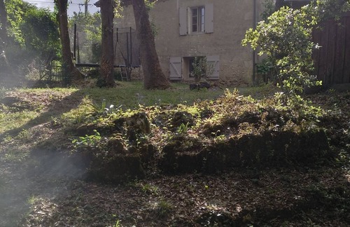 Cenac-et-Saint-Julien House | 18th century character house