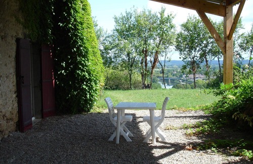 Juillac Cottage | 18th Century Cottage Farmhouse with Beautiful View of Dordogne River Valley