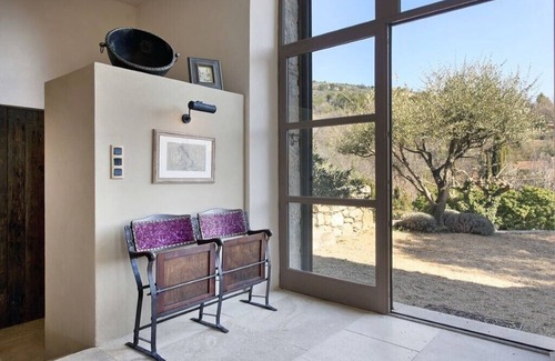 Seillans House | 18th century restored stone house in a large mature garden with 360 degree views