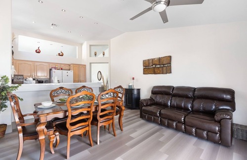 Las Vegas House | 1900 SqFt House 5beds/3bath W/Heated Pool/Spa/BBQ.